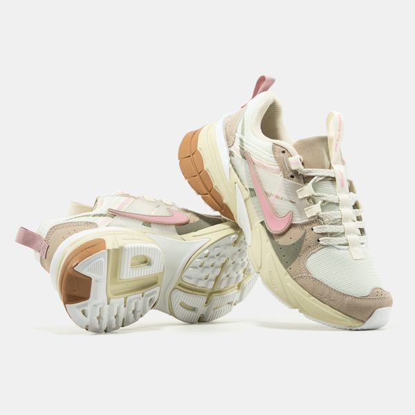 Кросівки Nike V2K.3 Runtekk Beige Pink Green 17495 фото