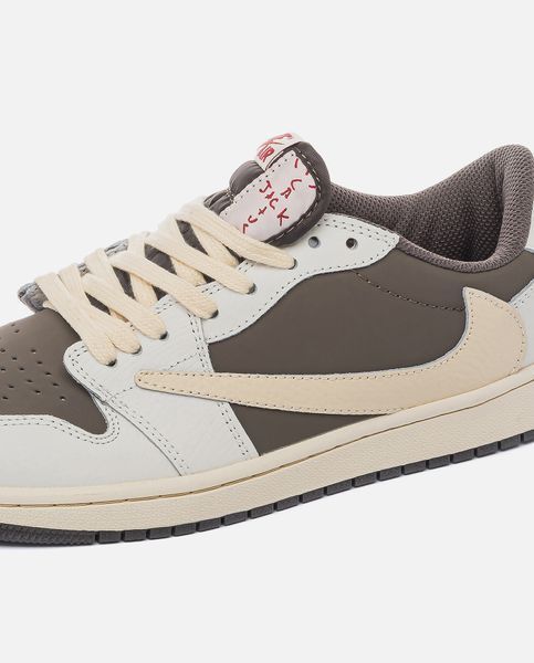 Кросівки Air Jordan 1 Low x Travis Scott Reverse Mocha 09257 фото