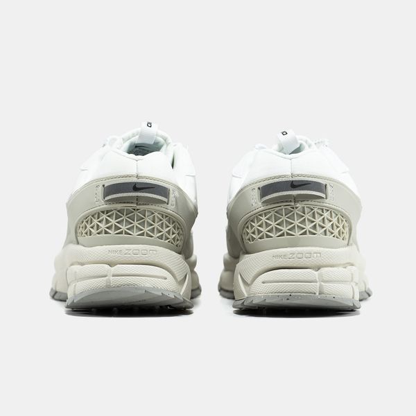 Кросівки NIke Vomero Roam White Beige 19954 фото